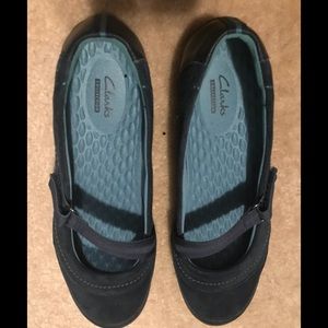 Clarks 9.5 flats